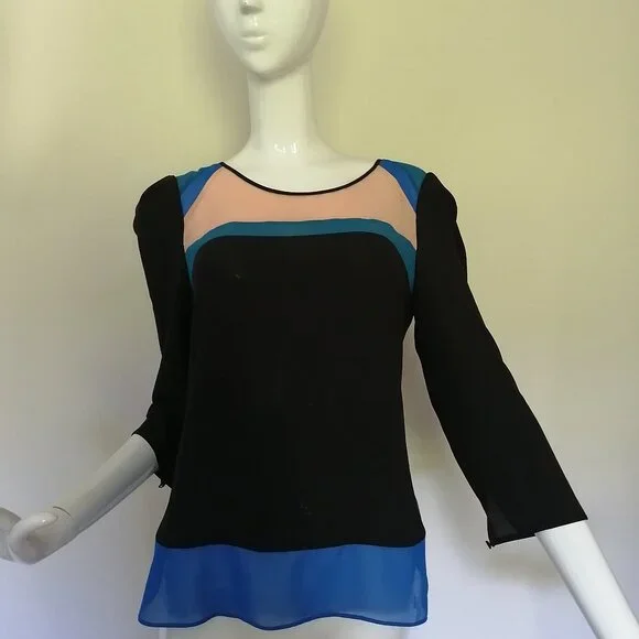 BCBGMaxAzria - Picture 2 of 6